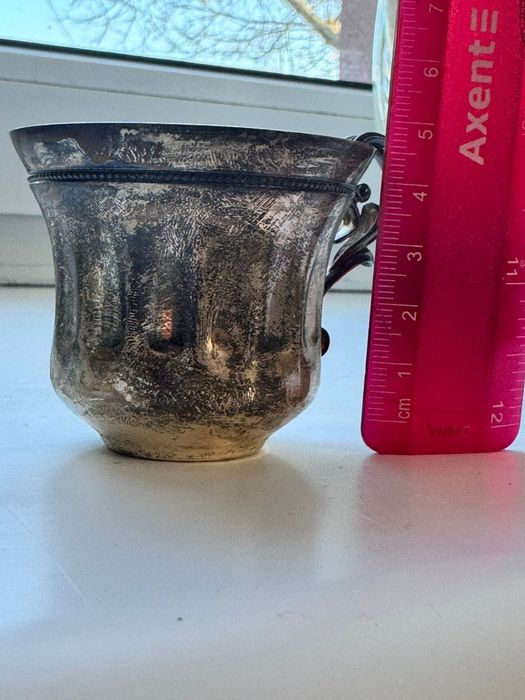 Продам чашку с блюдцем из серебра