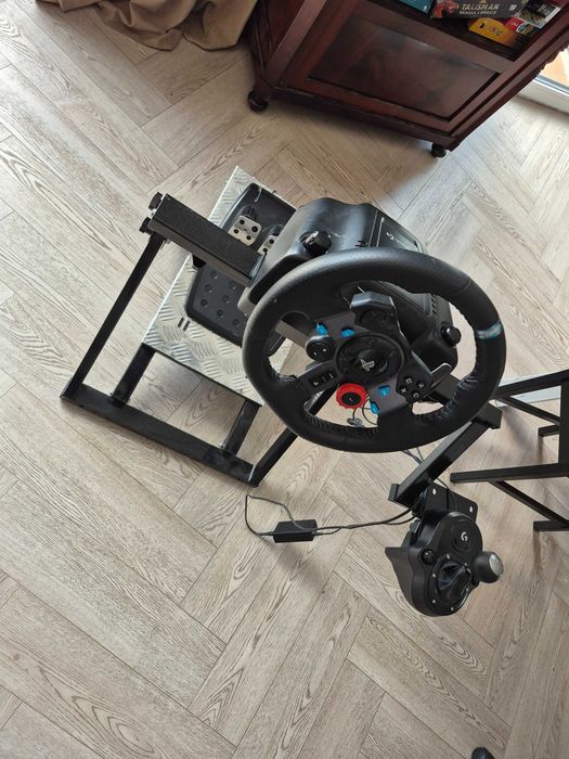Kierownica logitech G29 + stojak NLR GT Ultimate
