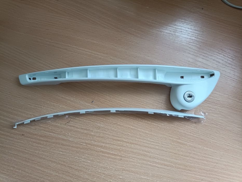 Ручка з замком до глухих кришок морозильник ларів