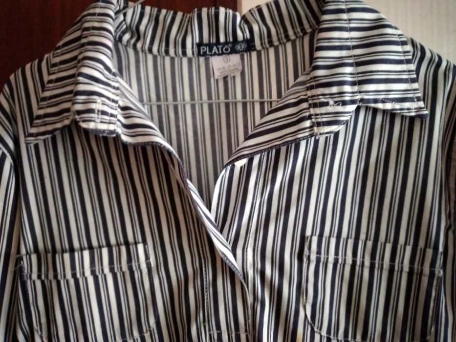 Camisa às riscas feita em Cabo Verde