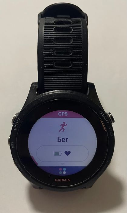 Продам спортивний годинник Garmin Forerunner 235