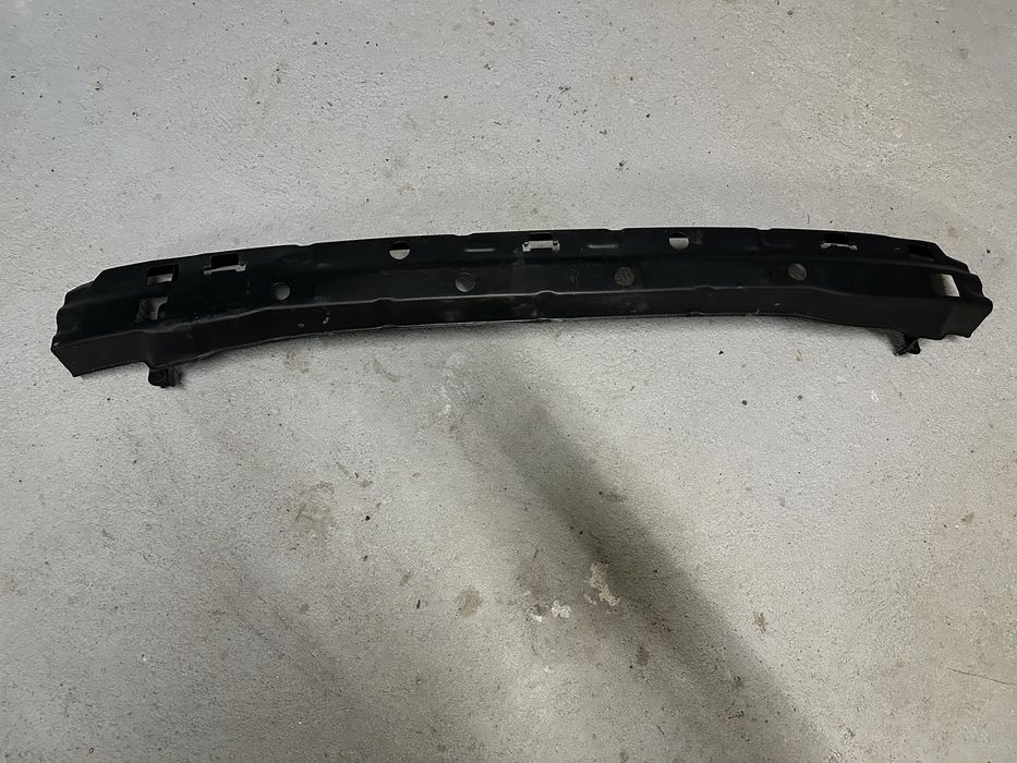 Trvessa/reforço pára-choques Nissan Micra