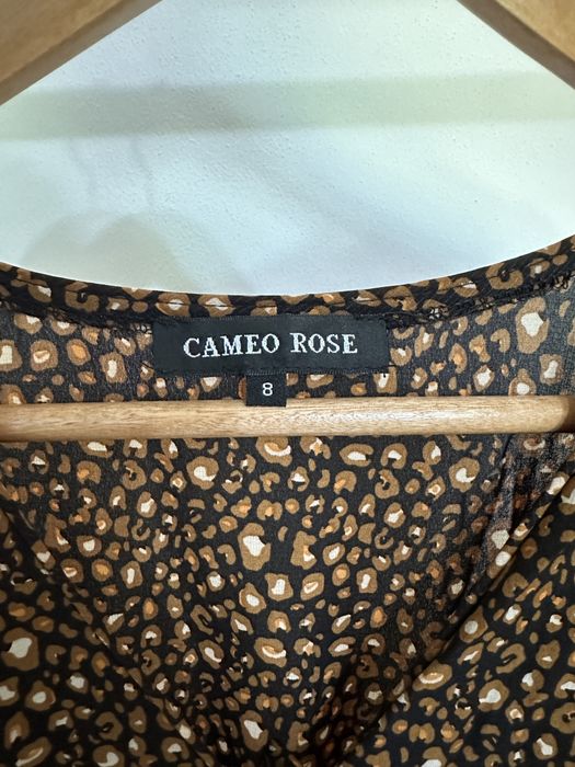 Красива міді сукня