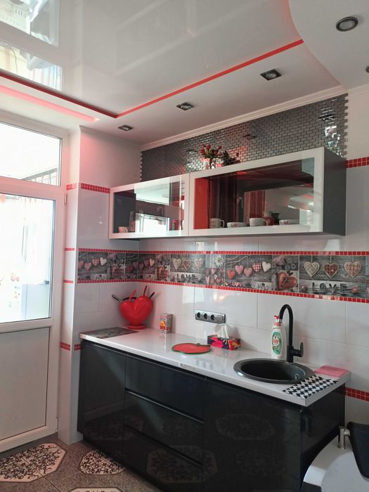 VIP Троещина 2 этаж с Джакузи в комнате, 2 бойлера + Почасово!