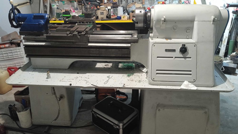 Torno Mecânico trifásico usado