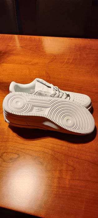 Nike Air Force brancas