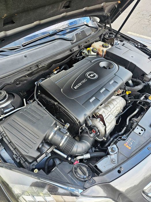 Opel Insignia 2.0 CDTI Diesel 2011