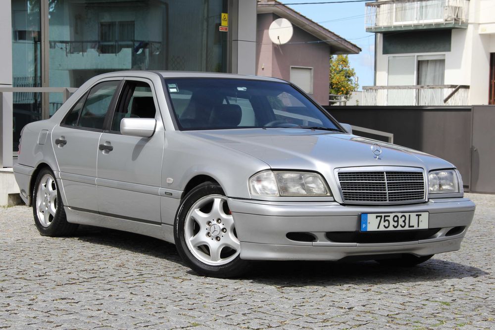 Mercedes-Benz C-250 TD Sport - Desde 60€/mês