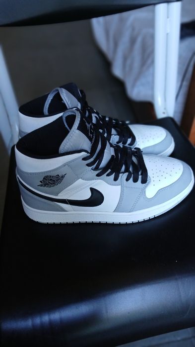 Nike Air Jordan 1 Mid
