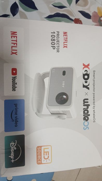 Smart Projector powered