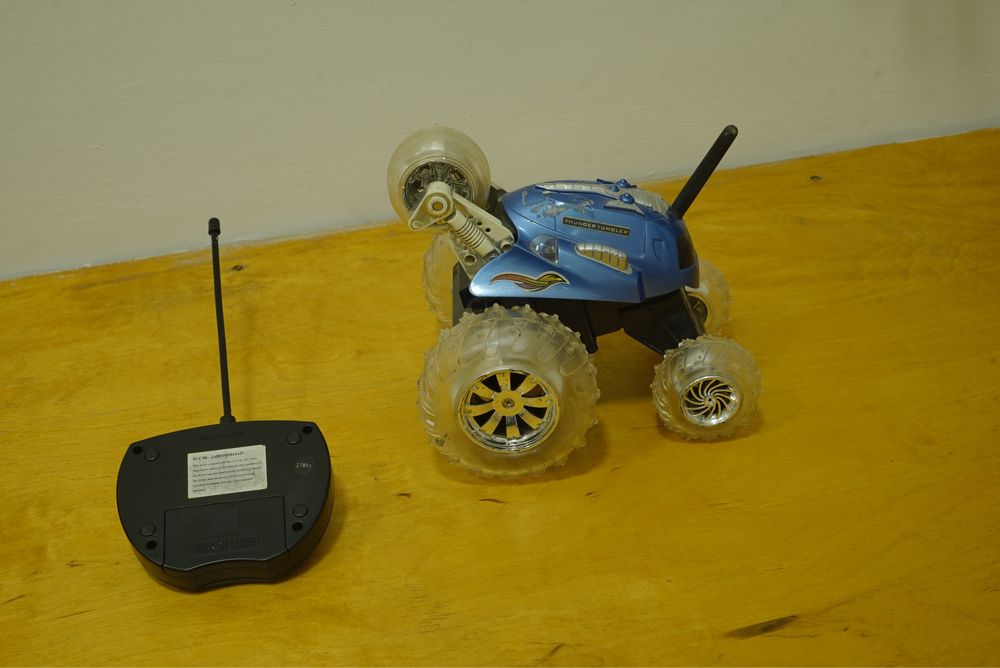 Машинка на пульті Перевертушка