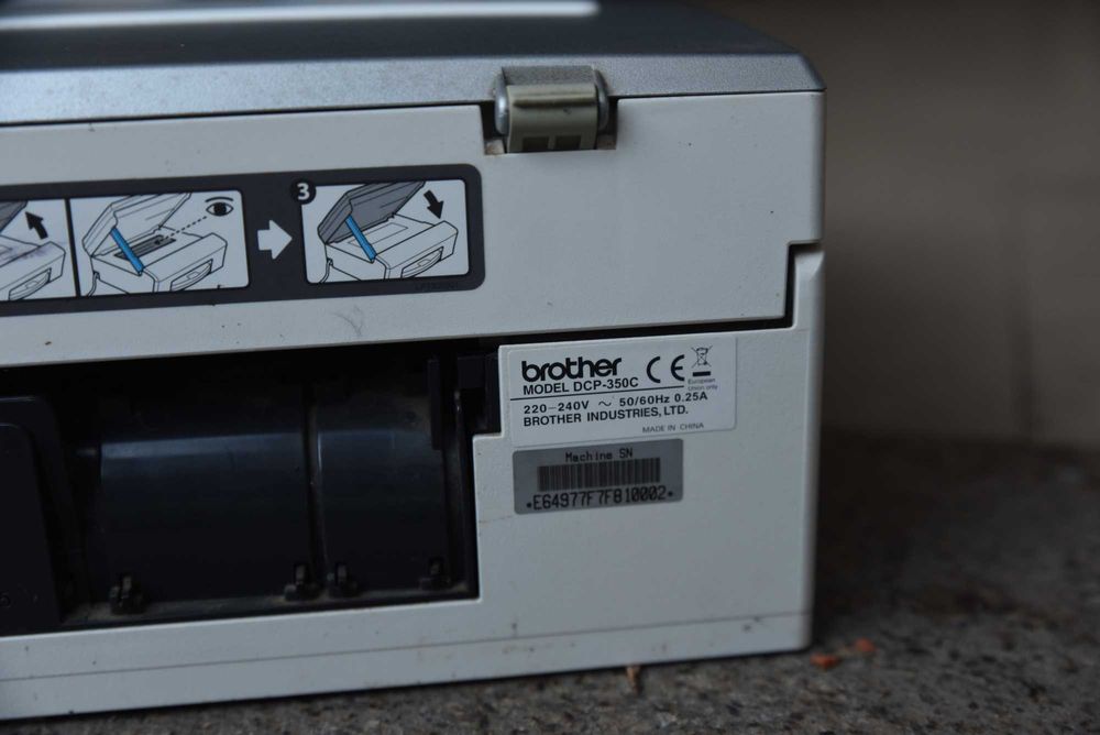 Impressora Multi-funções Brother DCP-350C usada