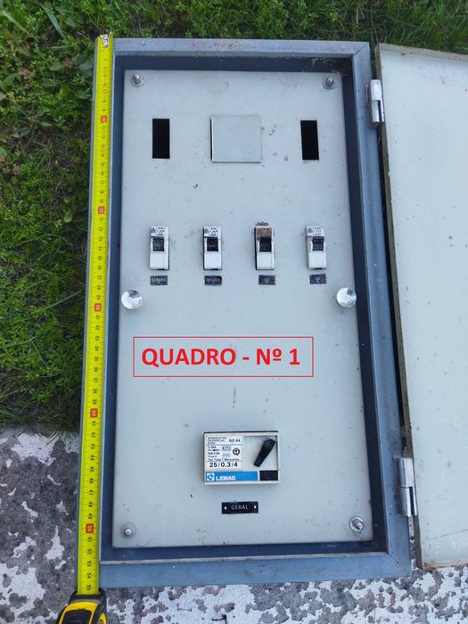 Quadros Elétricos Antigos Vintage