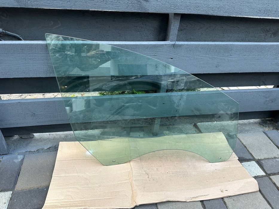 Скло Ford Fusion 2019