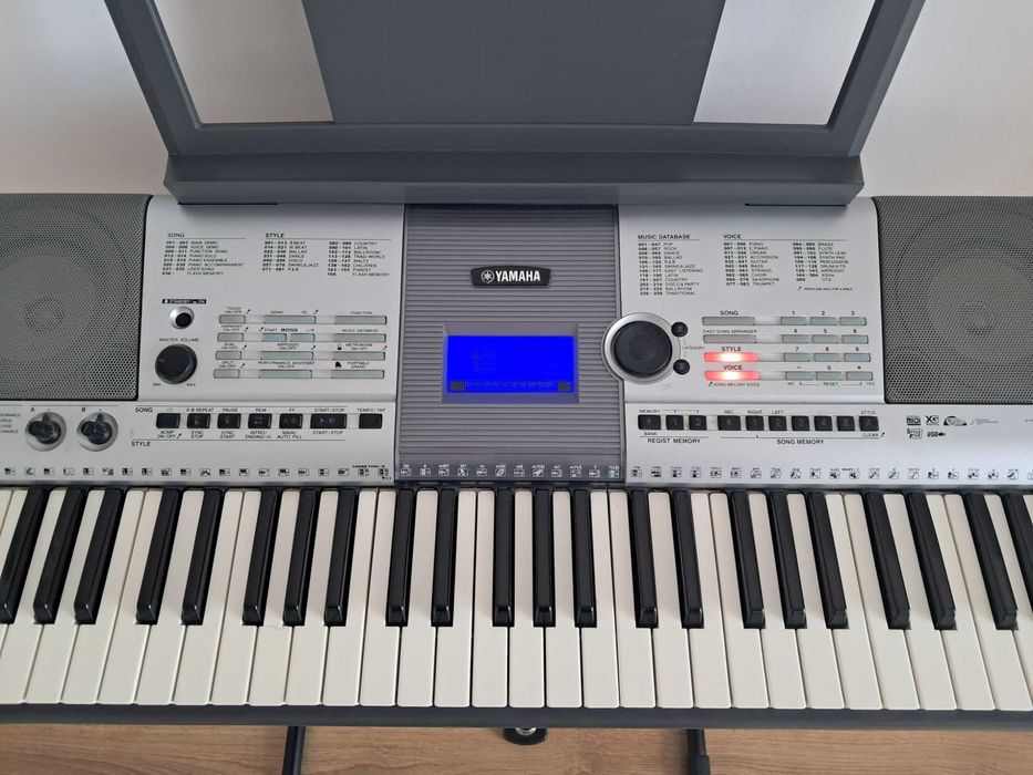yamaha psr e403 - Купить музыкальные инструменты - Цена на OLX.ua