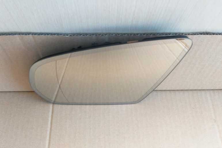 Вкладыш зеркала Mercedes Benz A B C E S class ML GL GLE GLS CLA стекло