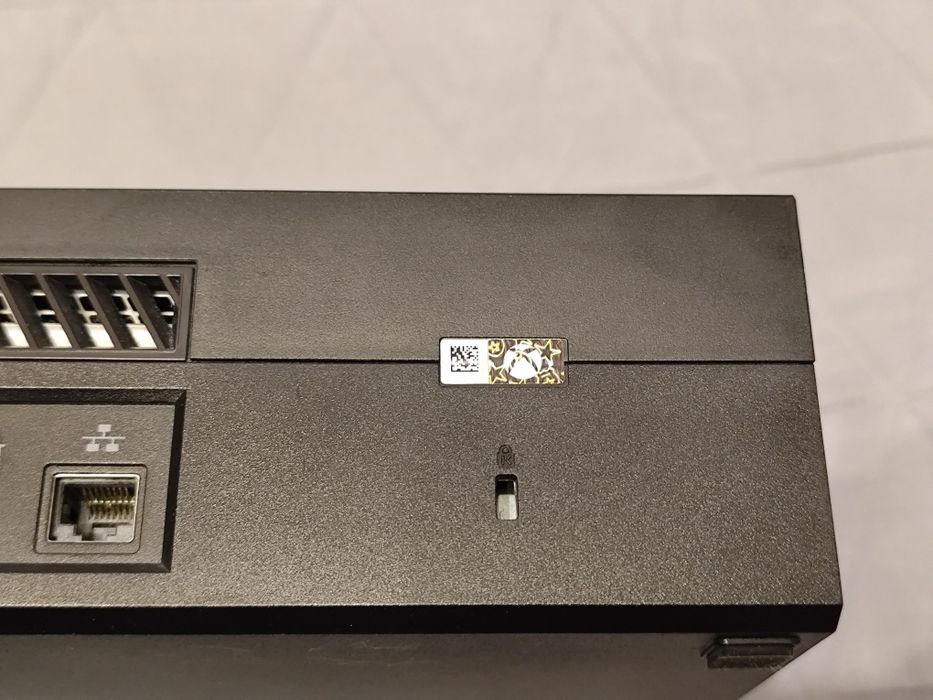 Konsola Xbox One 500GB plomba pad + kilka gier!