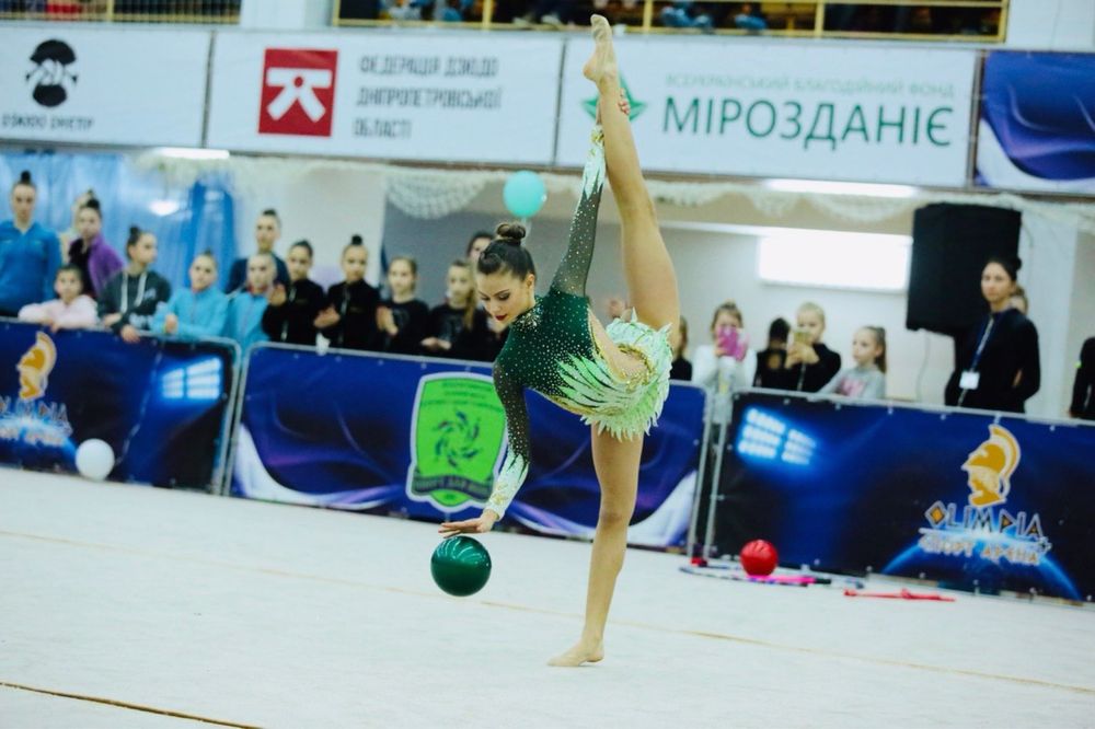 Купальник для художественной гимнастики