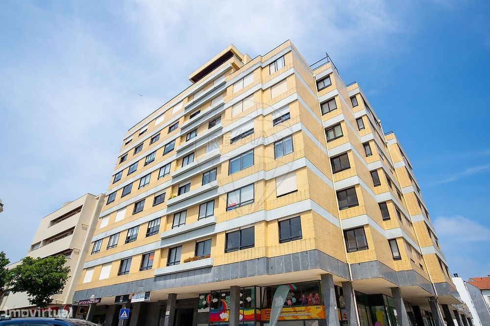 Apartamento T4 para venda