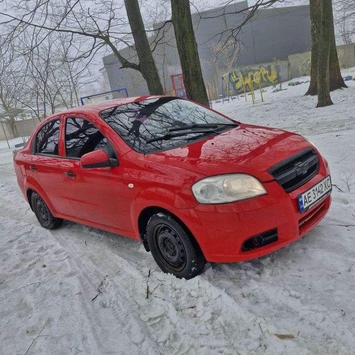 Продам шевроле авео в на ходу все ок з документами люби