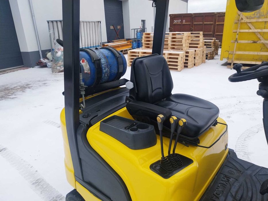 Wózek widłowy HYUNDAI 15L-7 | 2010 r. | LPG
