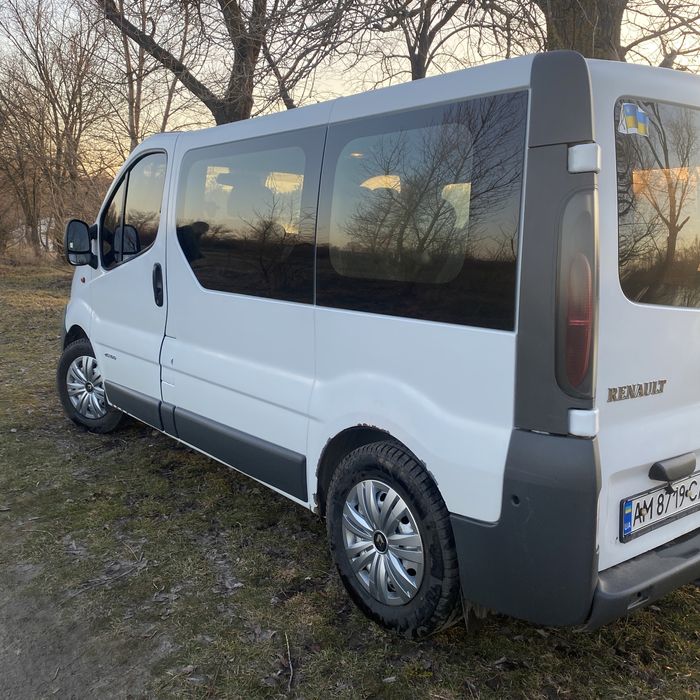 Renault Trafic 100