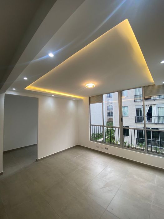 Монтаж натяжних стель. Натяжні стелі КИЇВ. Натяжні потолки. Монтаж