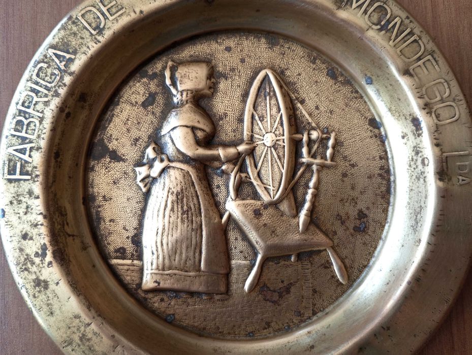 Antigo pequeno prato publicitário Fabrica Fiaçao do Mondego Lda Outex