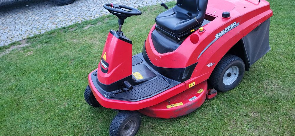 Traktorek do trawy Snapper z koszem  15.5 briggs