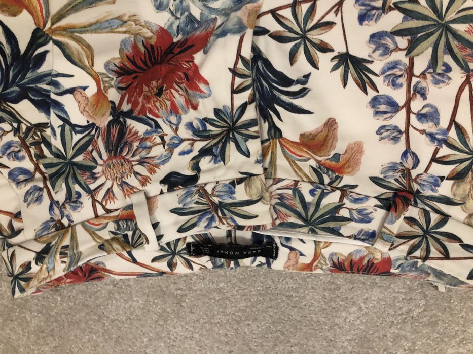 Calças ZARA tamanho S