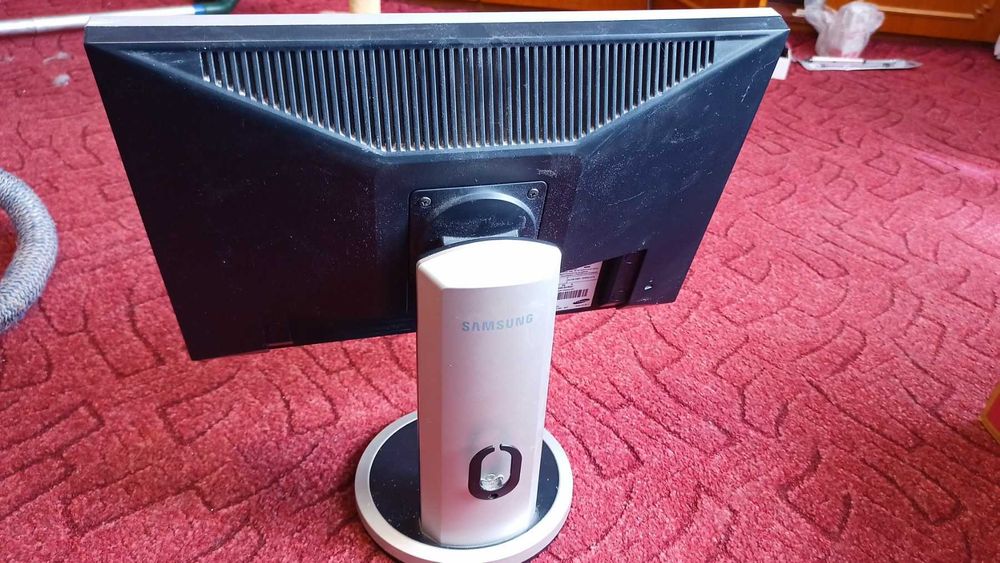 Монітор SAMSUNG 940BW 19 дюймів