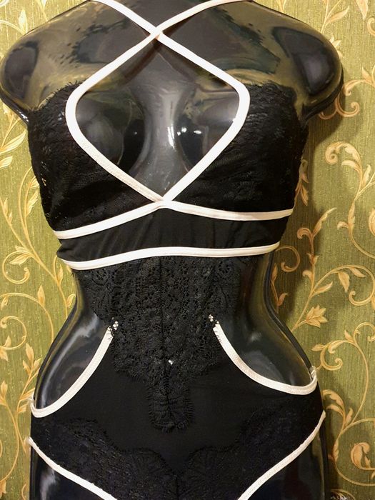 Nemesis Body Hunkemoller XS, nowe z metką