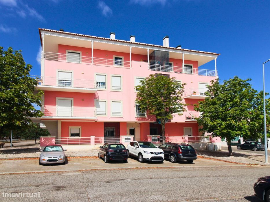 Apartamento T4 em Excelente Estado — União de Freguesias da cidade de Santarém, Santarém