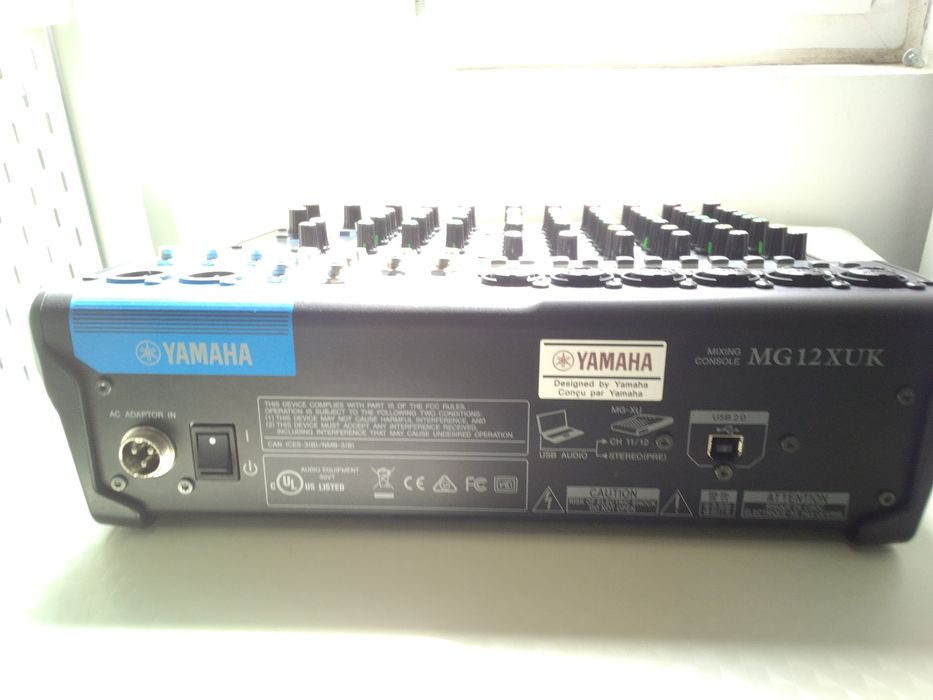 Mesa de mistura Yamaha MG12XUK