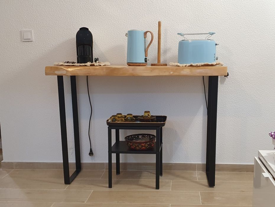 Alugo APARTAMENTO T1 a professor