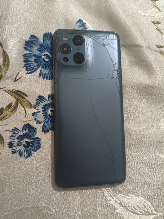 OPPO find X3 pro 12/256gb (para peças)