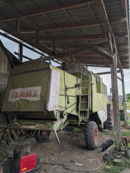 Комбайн CLAAS Dominator 108 SL