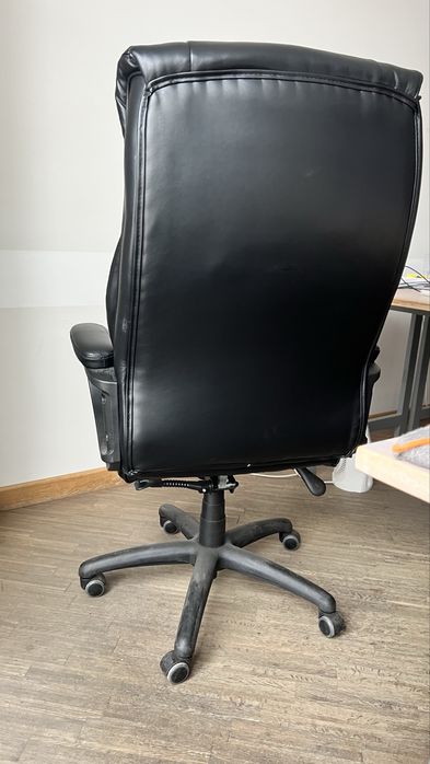 Крісло директора