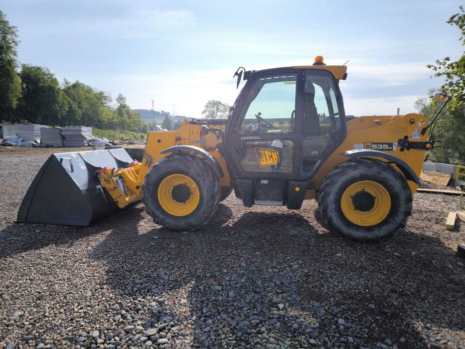 Usługi wynajem ładowarki teleskopowej JCB