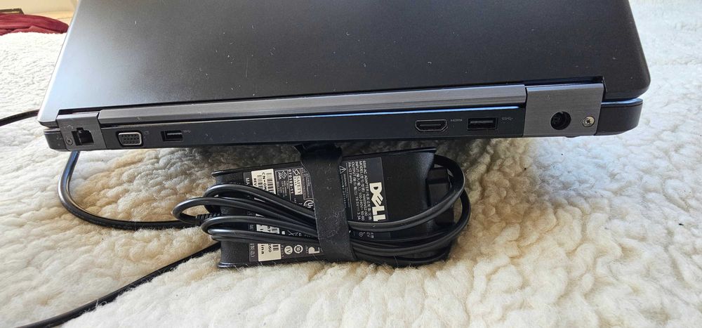 DELL 15,6/HD/16GB/512ssD/Win11/HDMI/WIFI/Bluetooth/Bateria7godzin