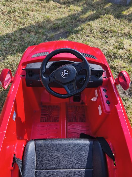 Samochód elektryczny Mercedes-Benz,