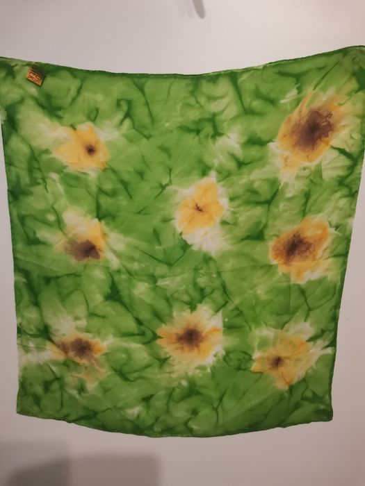 Chusta, apaszka 100 % Silk Atmosphere, odcienie zieleni