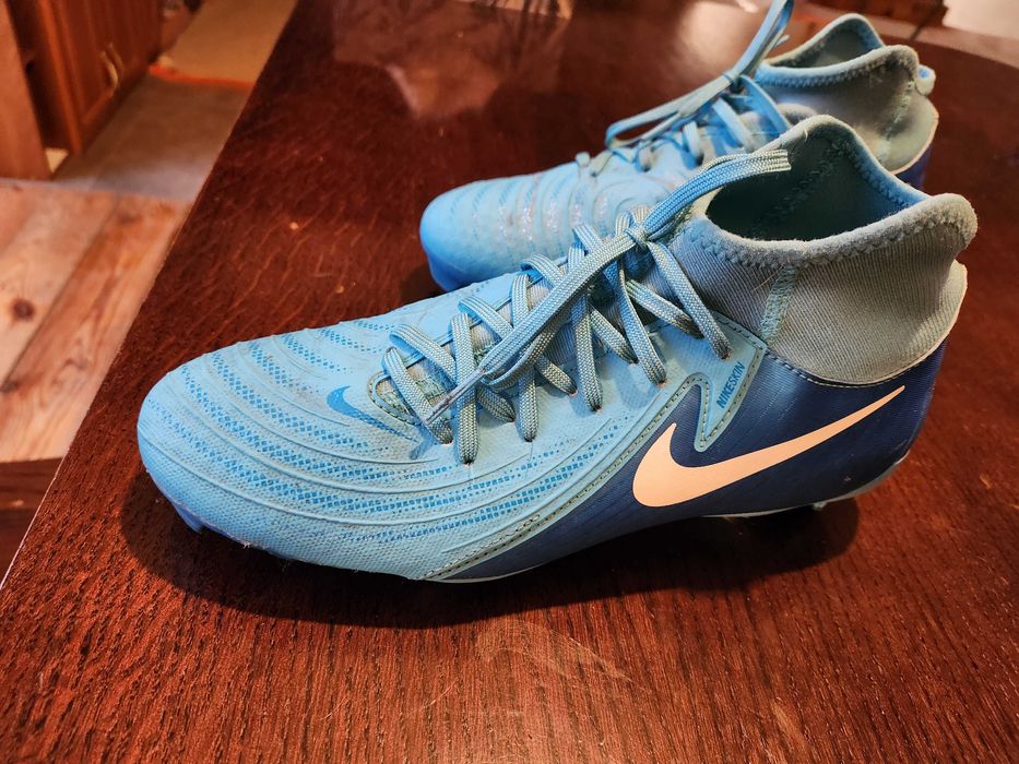 Nike phantom Luna 39' korki dla chłopca