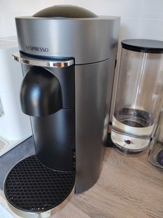 Máquina de Café: Nespresso: Vertuo Plus