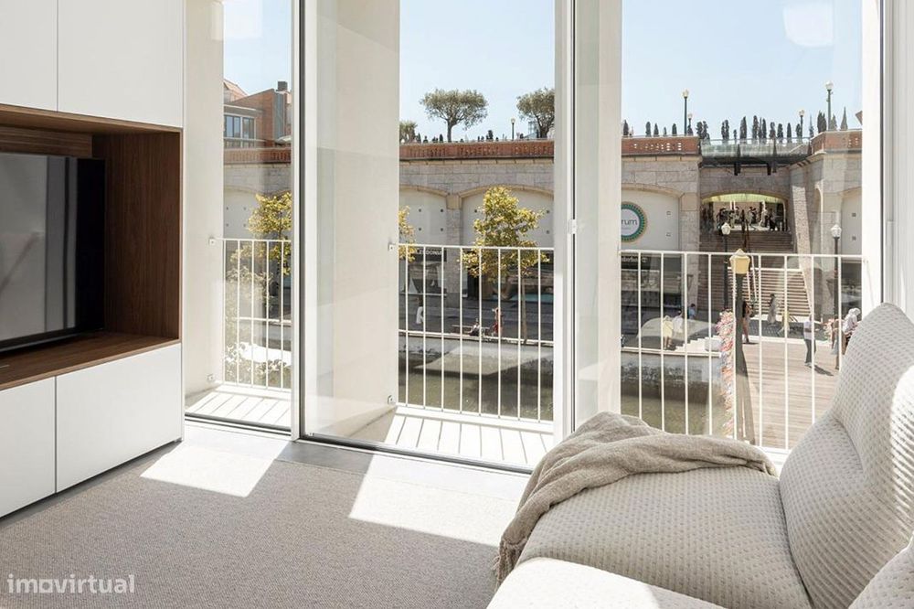 Apartamento T1 Duplex com Mezzanine  Vista Canal Edifício White, Av. D