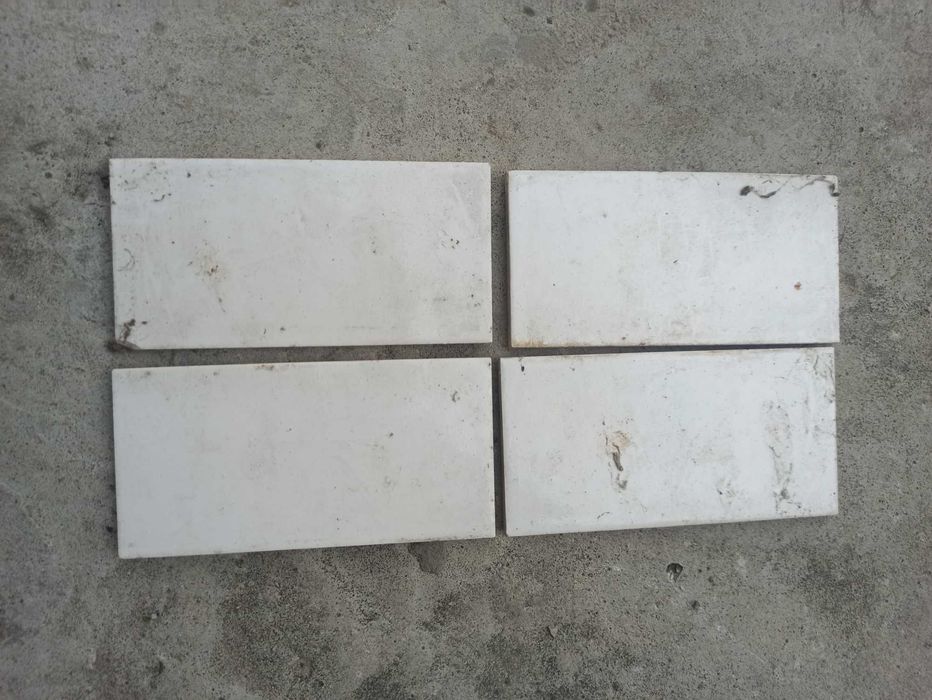 Продам облицовочную плитку 15х15,разного цвета.