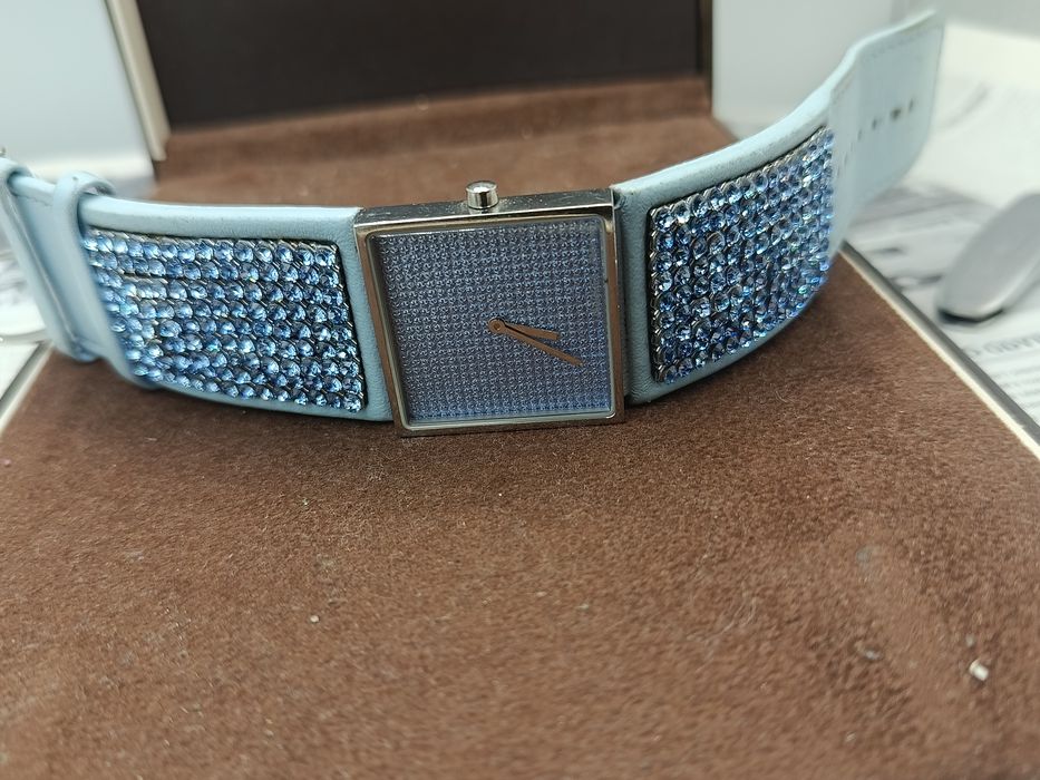 Zegarek damski jaqoes lemans
