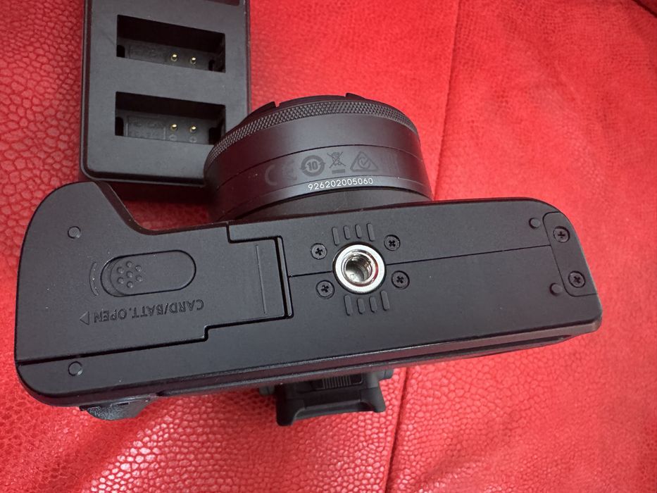 Canon eos m50 ef-m 22mm