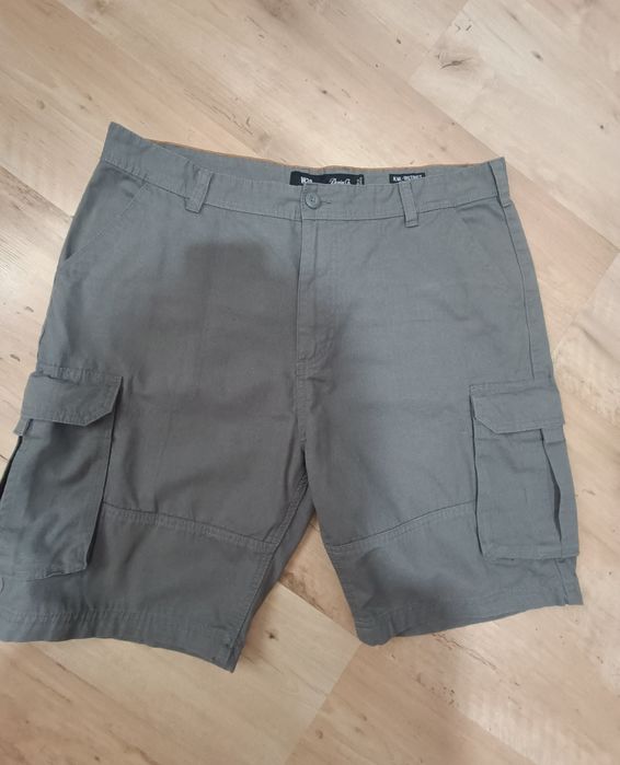 Oliwkowe męskie spodenki szorty cargo Denim Co używane XL/XXL