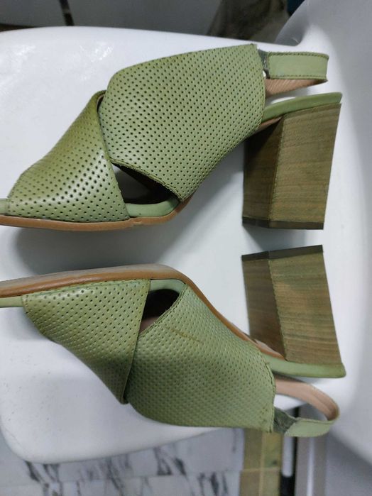 buty Venezia rozmiar 39. , skóra damskie  oliwkowy kolor
